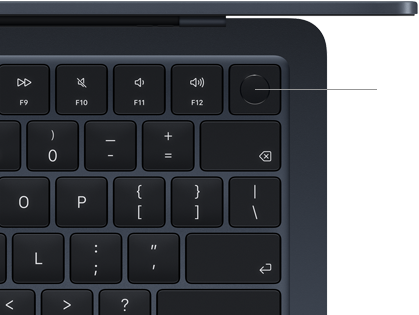 Eine Nahaufnahme der Touch ID Taste in der oberen rechten Ecke einer MacBook Air Tastatur mit einer Linie, die mit dem Touch ID Symbol verbunden ist, um zu zeigen, dass du die Taste berühren kannst, um das Gerät sicher zu entsperren